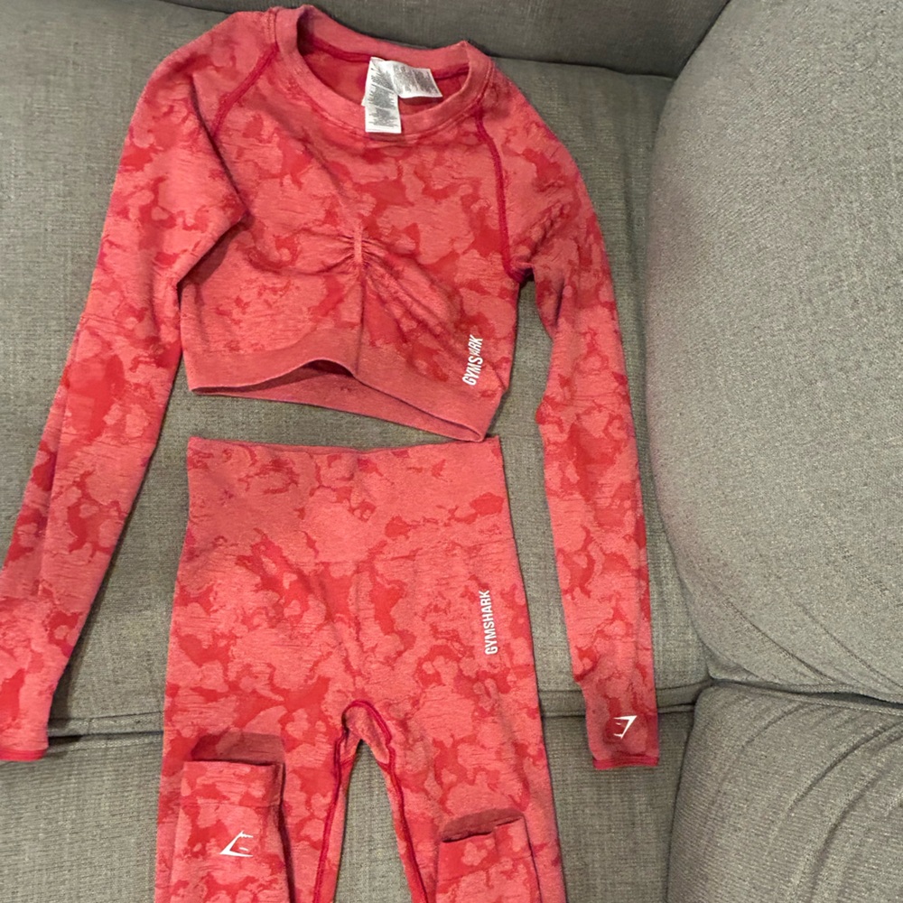 Gymshark Vibrant Red Camo Set